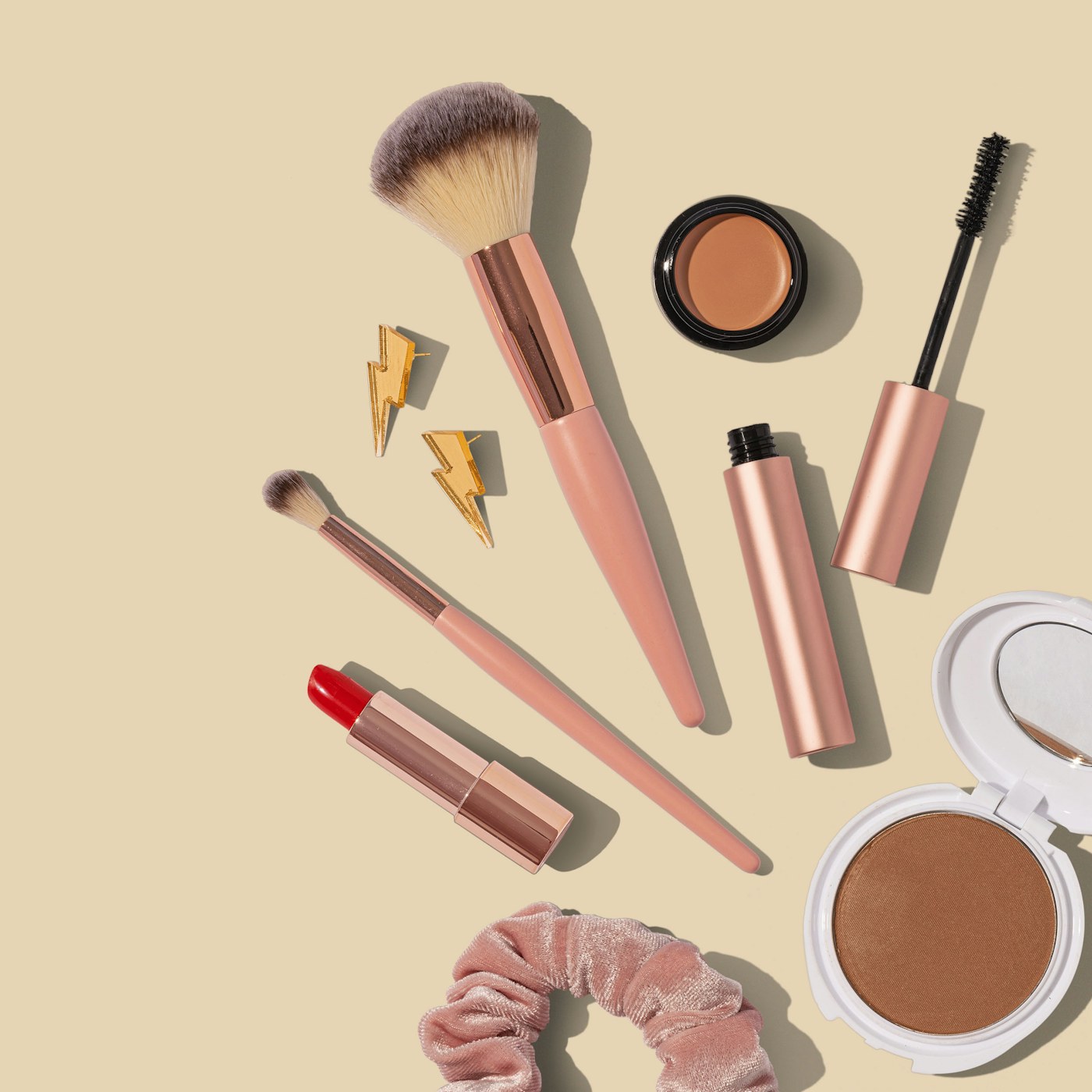Lifestyle scene for What to Look for in a Diffuser Before Buying a Hair Dryer